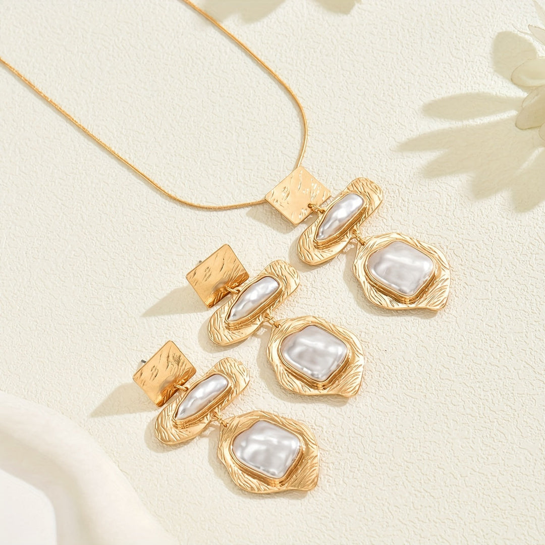 Elegant Pearl Mosaic Jewelry Set