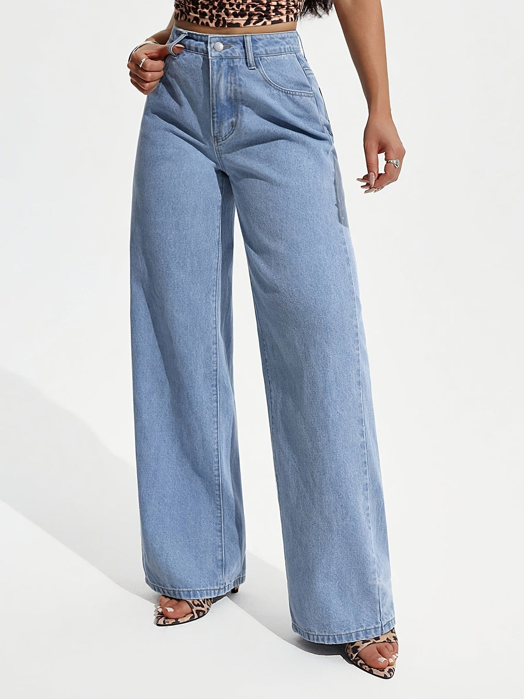 Relaxed Wide Leg Jeans for Women with High Waist Flowing Loose Fit Denim Style