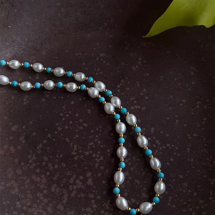 Sophisticated Pearl and Turquoise Beads Necklace