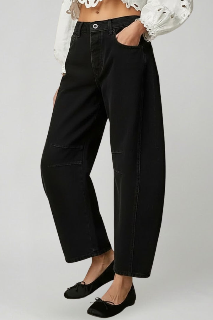 Effortless Black Jeans for Women with High Waist Relaxed Barrel Leg Tapered Style