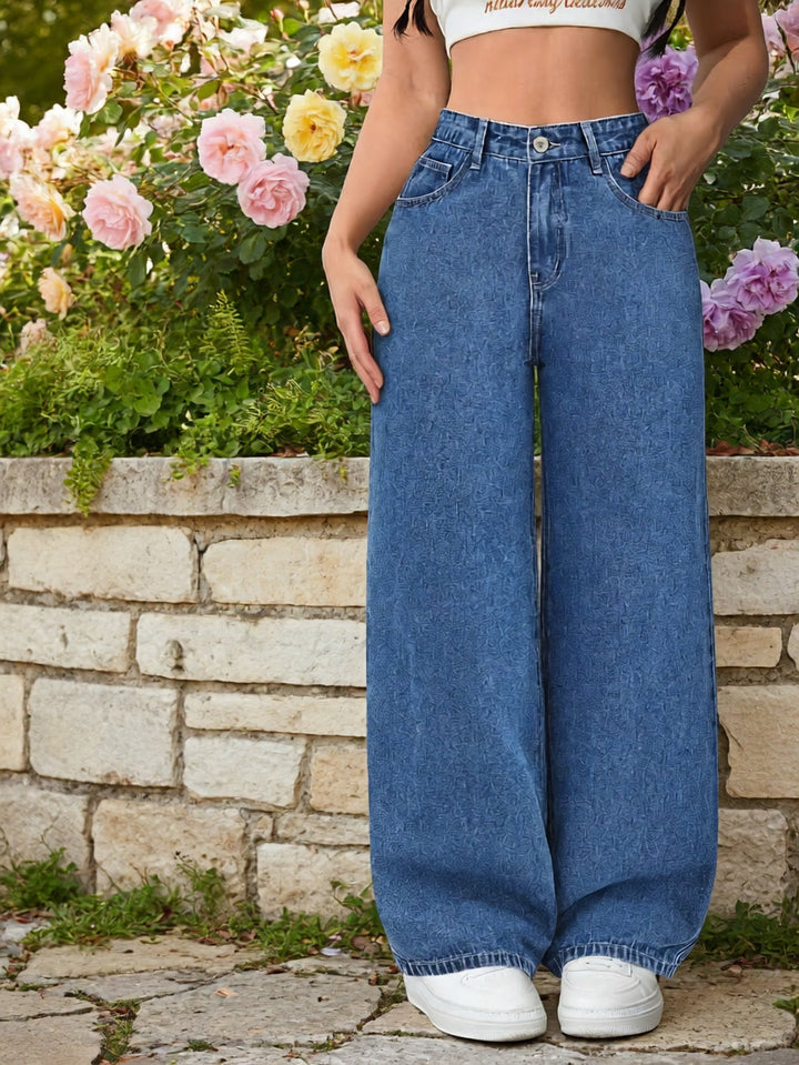Relaxed Blue Wide Leg Jeans for Women with High Waist Flowing Loose Fit Denim Style