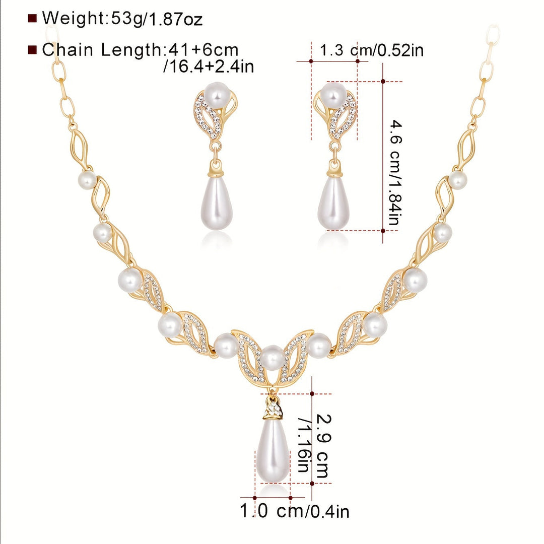 Sophisticated Gold Pearl Teardrop Jewelry Set