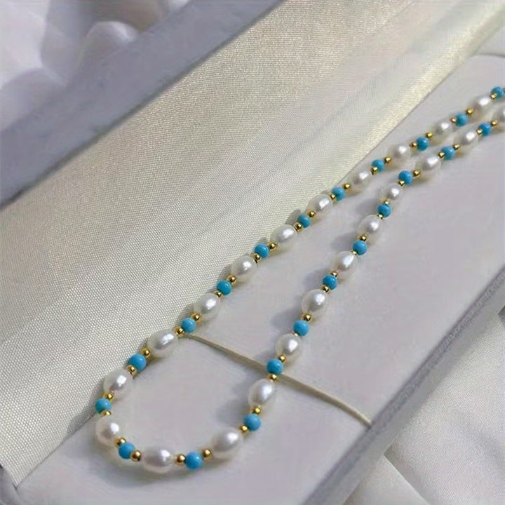 Sophisticated Pearl and Turquoise Beads Necklace