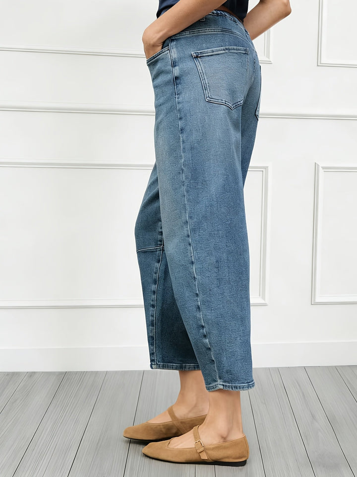 Effortless Relaxed Blue Barrel Jeans for Women with High Waist Curved Leg