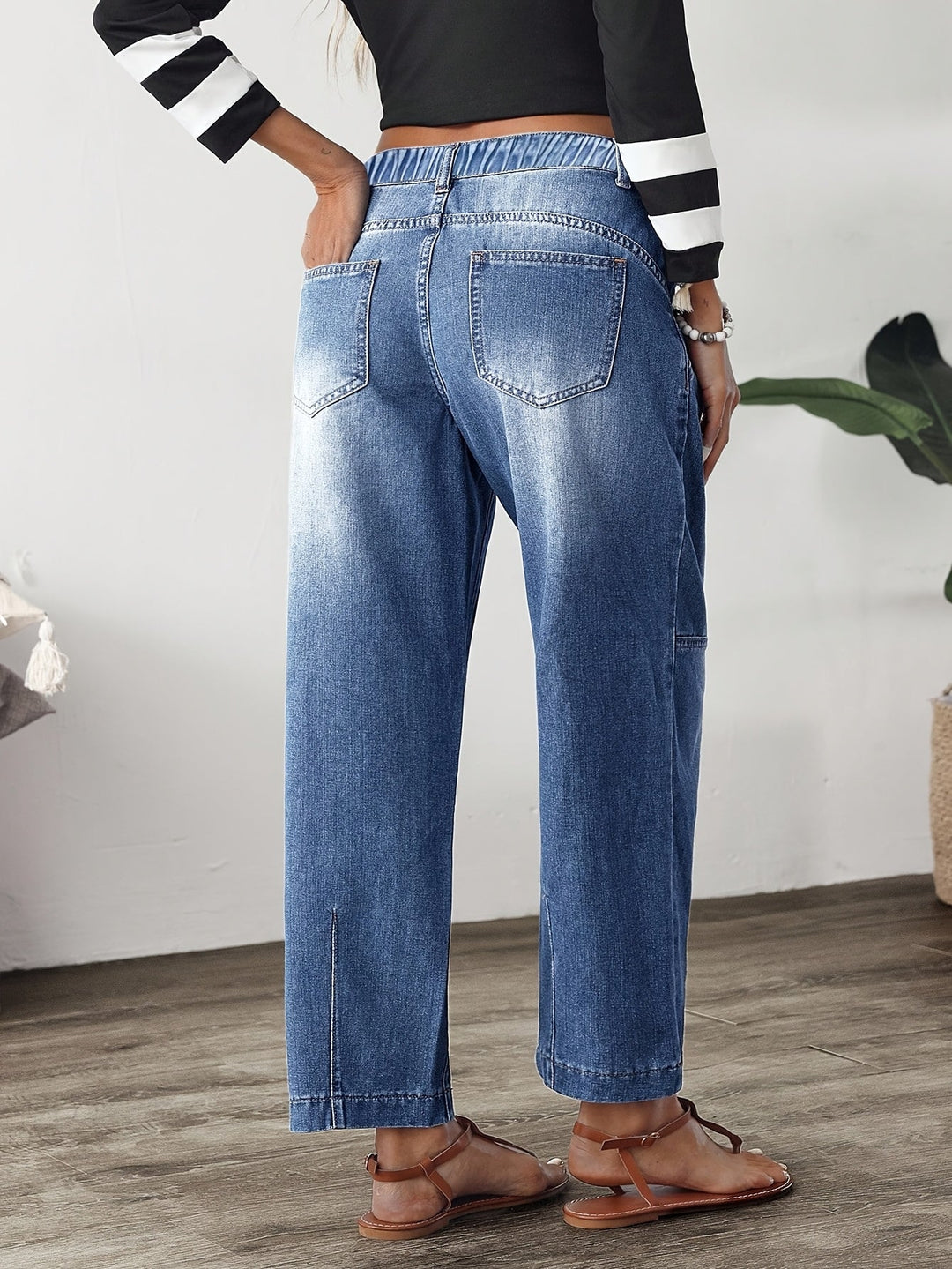 Effortless Blue Relaxed Barrel Jeans for Women with High Waist Seam Detail Faded Wash