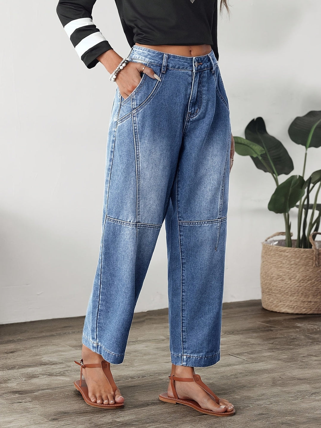 Effortless Blue Relaxed Barrel Jeans for Women with High Waist Seam Detail Faded Wash