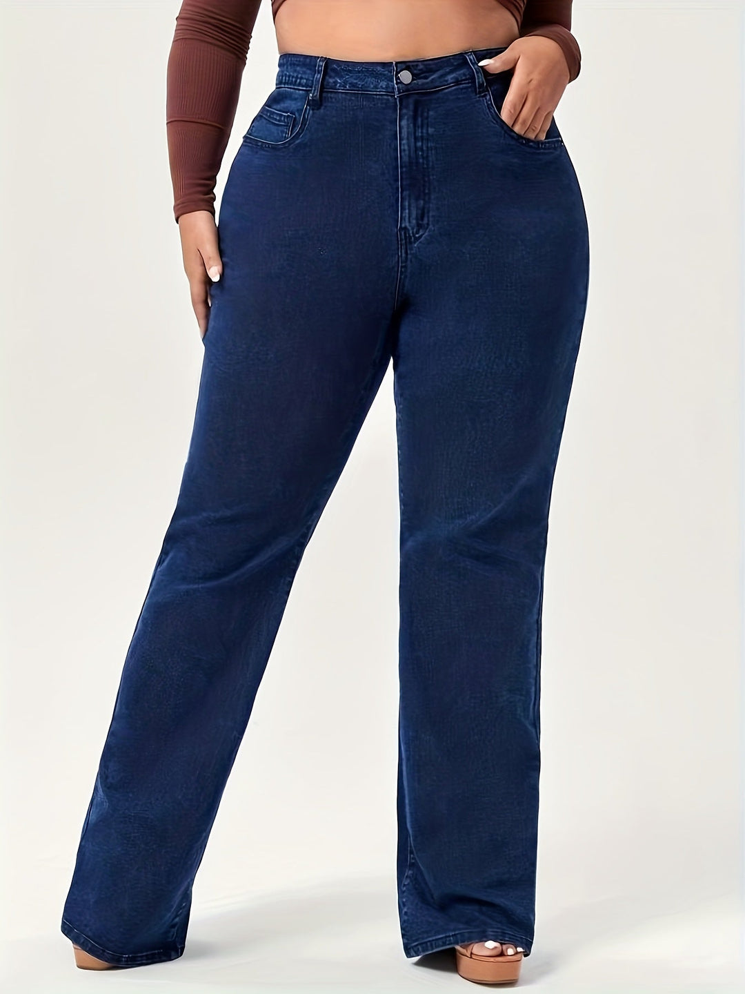 Relaxed Dark Blue Wide Leg Jeans for Women with High Waist Flare Flowing Denim Style